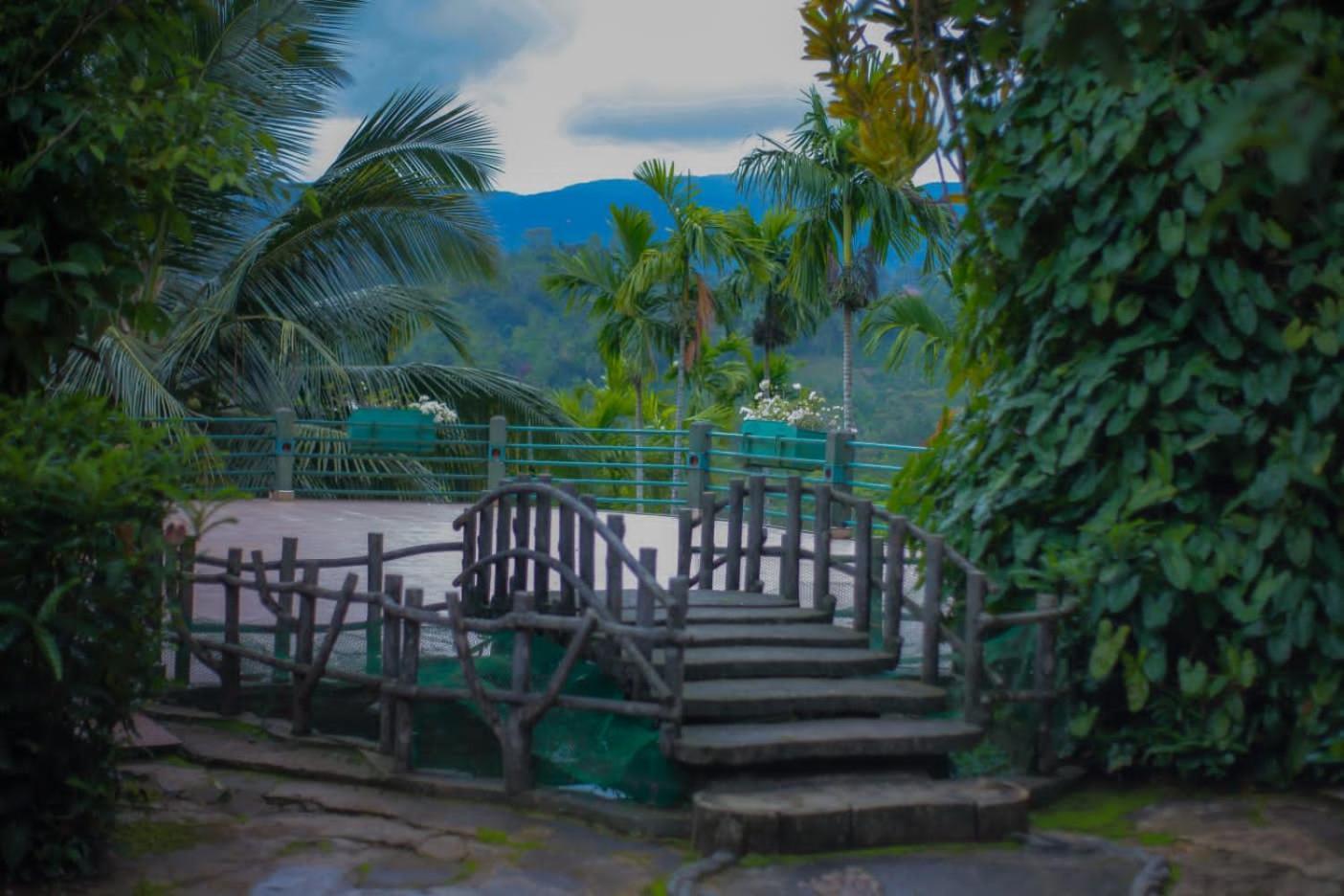 Rainforest Lodge, Deniyaya Singheraja Bagian luar foto