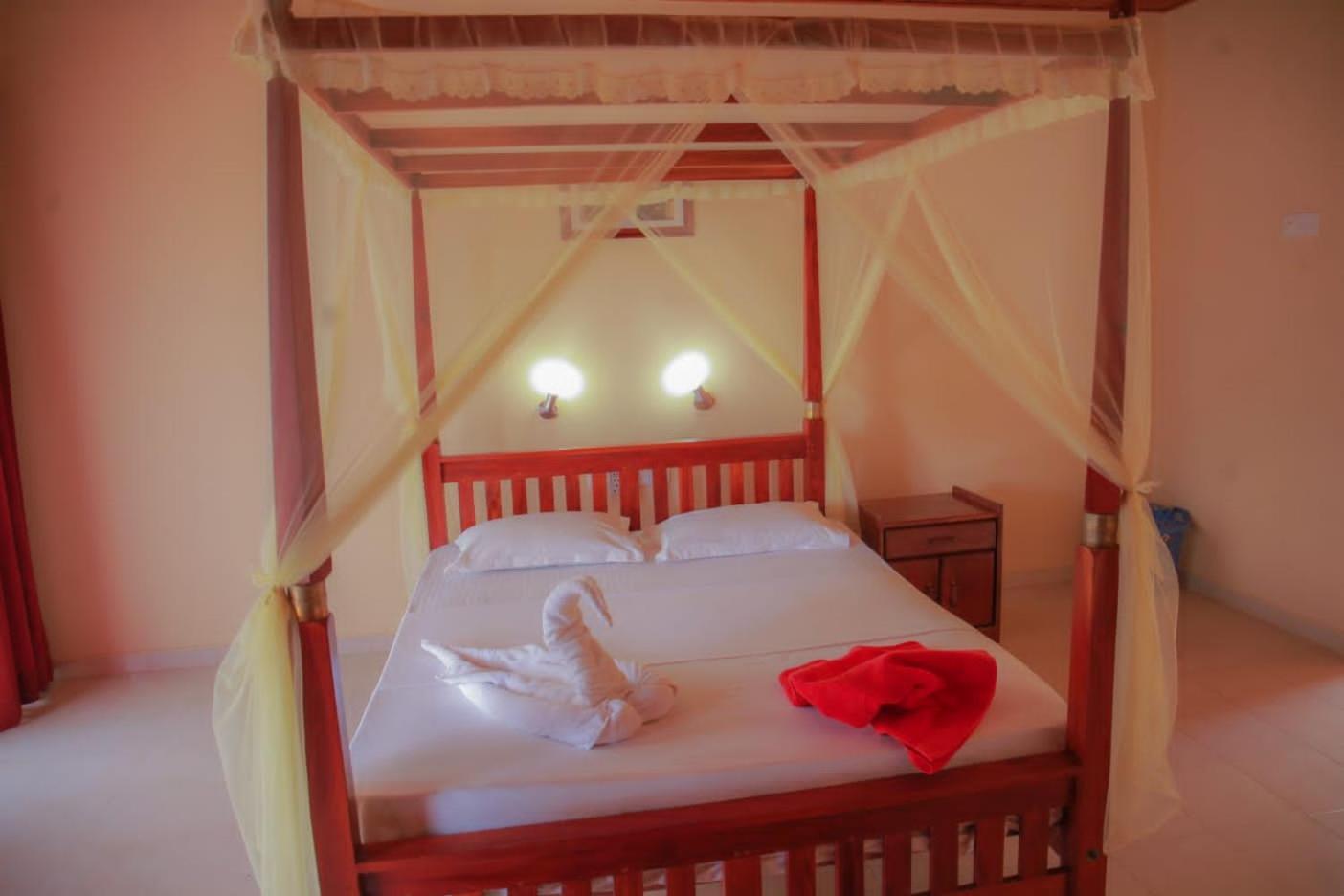 Rainforest Lodge, Deniyaya Singheraja Bagian luar foto