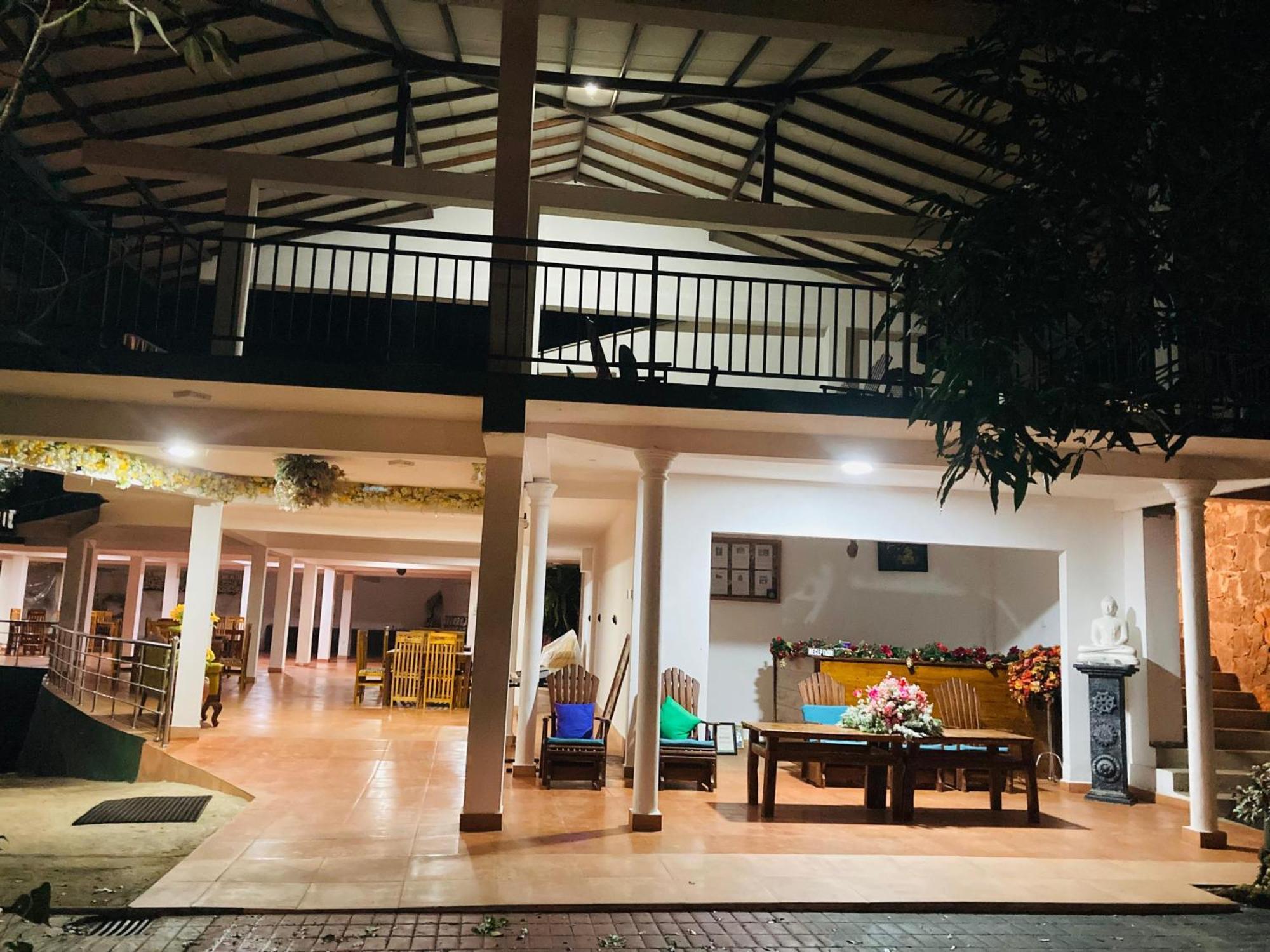 Rainforest Lodge, Deniyaya Singheraja Bagian luar foto