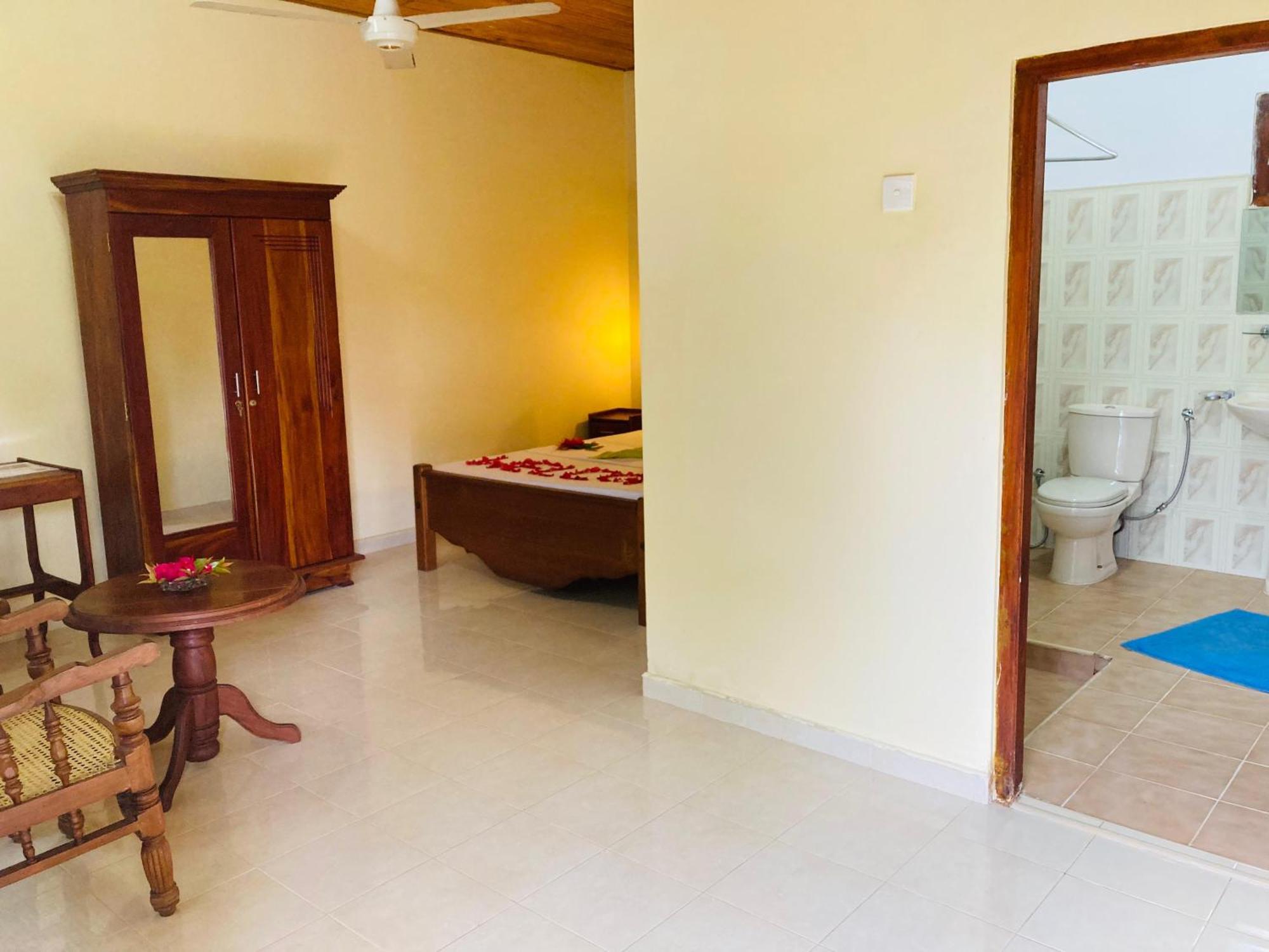 Rainforest Lodge, Deniyaya Singheraja Bagian luar foto