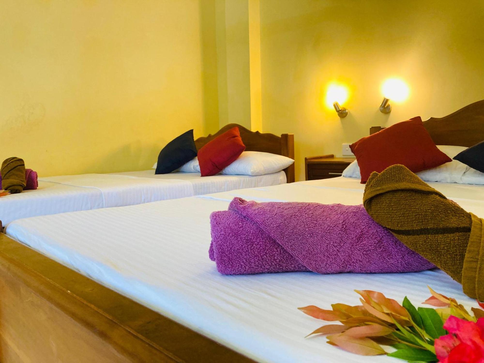 Rainforest Lodge, Deniyaya Singheraja Bagian luar foto