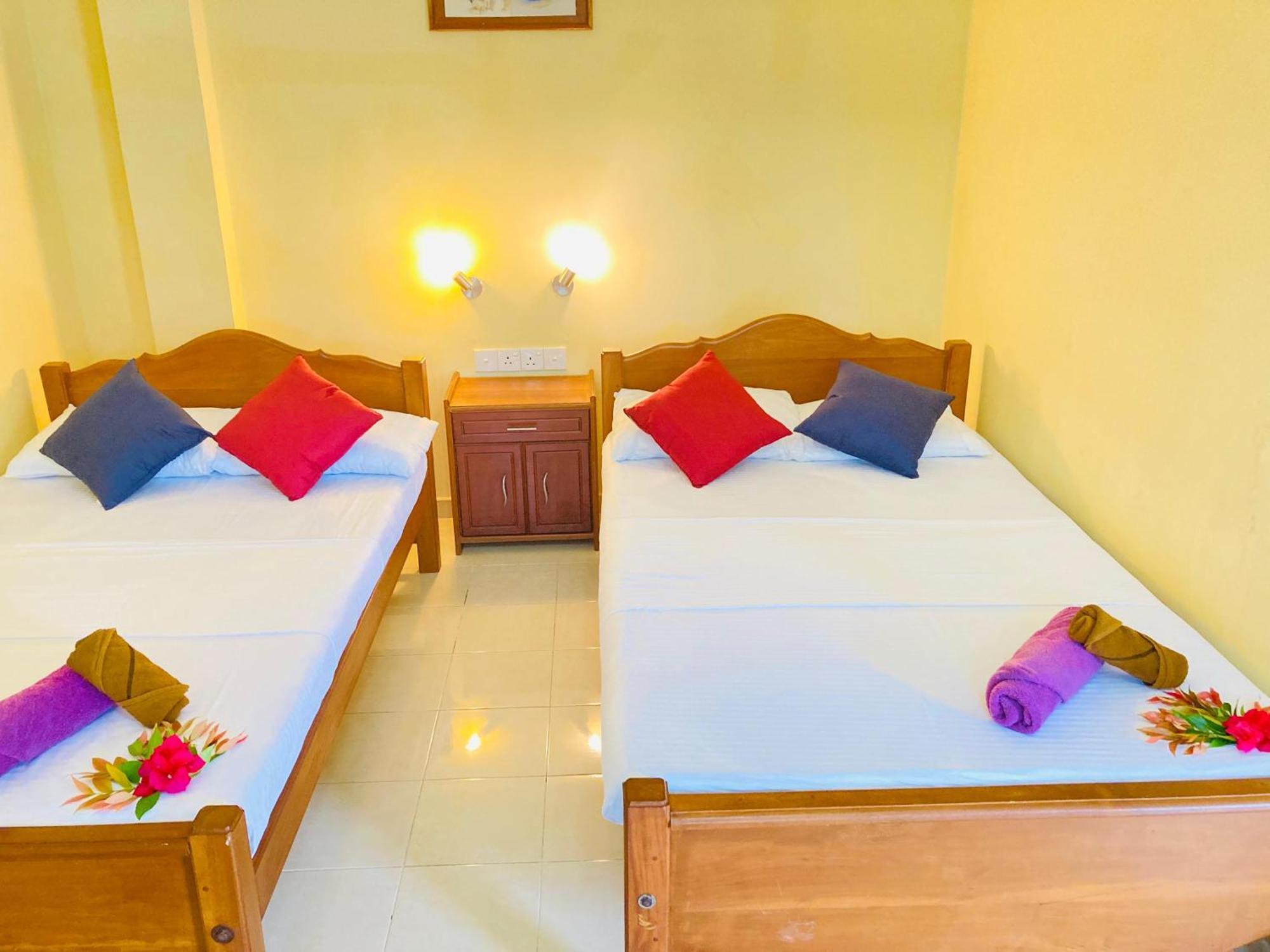 Rainforest Lodge, Deniyaya Singheraja Bagian luar foto