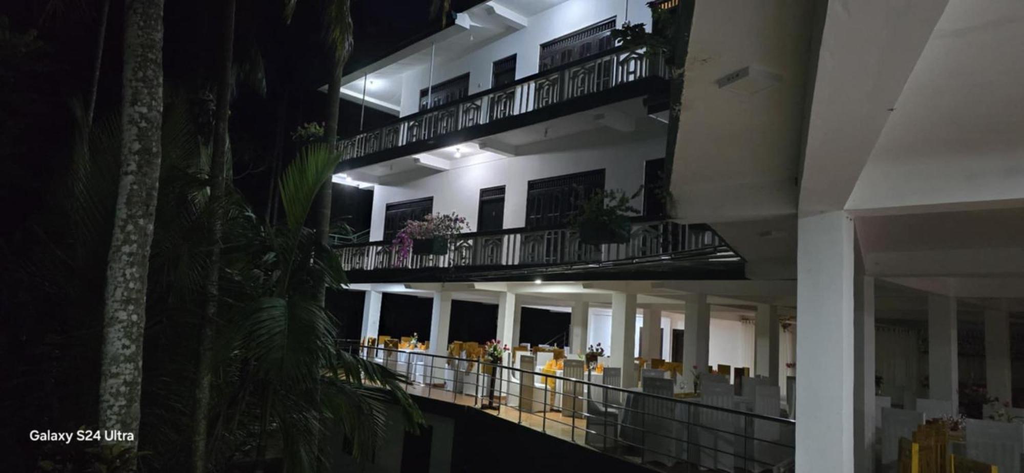 Rainforest Lodge, Deniyaya Singheraja Bagian luar foto